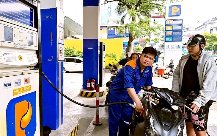 Mong triển khai xăng E10 theo lộ trình linh hoạt hơn, hài hòa lợi ích môi trường và nhu cầu sử dụng Mong triển khai xăng E10 theo lộ trình linh hoạt hơn, hài hòa lợi ích môi trường và nhu cầu sử dụng