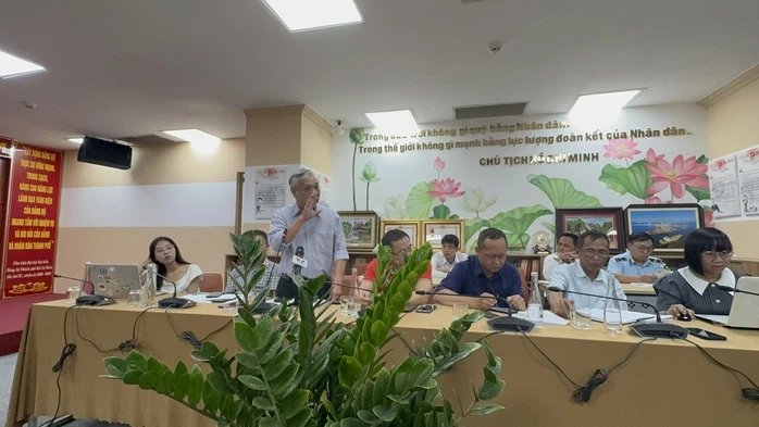 Một số người mua xăng tích trữ tại nhà, quản lý thị trường TPHCM cảnh báo nóng Một số người mua xăng tích trữ tại nhà, quản lý thị trường TPHCM cảnh báo nóng