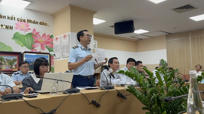 Một số người mua xăng tích trữ tại nhà, quản lý thị trường TPHCM cảnh báo nóng Một số người mua xăng tích trữ tại nhà, quản lý thị trường TPHCM cảnh báo nóng