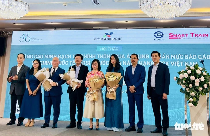 Muốn hút vốn tỉ đô từ 'đại gia' ngoại, doanh nghiệp Việt không thể né minh bạch tài chính Muốn hút vốn tỉ đô từ 'đại gia' ngoại, doanh nghiệp Việt không thể né minh bạch tài chính