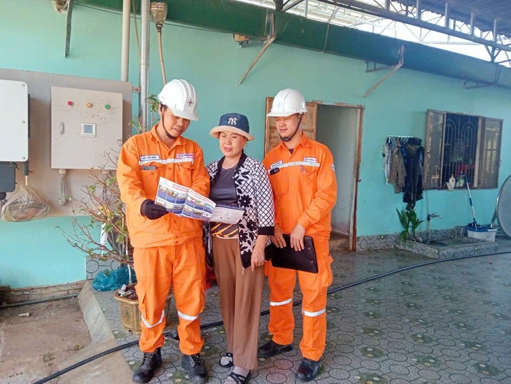 Nắng nóng gia tăng, cảnh báo hoá đơn tiền điện tăng cao Nắng nóng gia tăng, cảnh báo hoá đơn tiền điện tăng cao