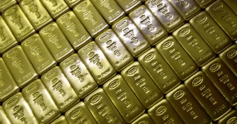 Nga bán 33 tỷ USD vàng, dự trữ chạm đáy 6 năm: Chuyện gì đang xảy ra?