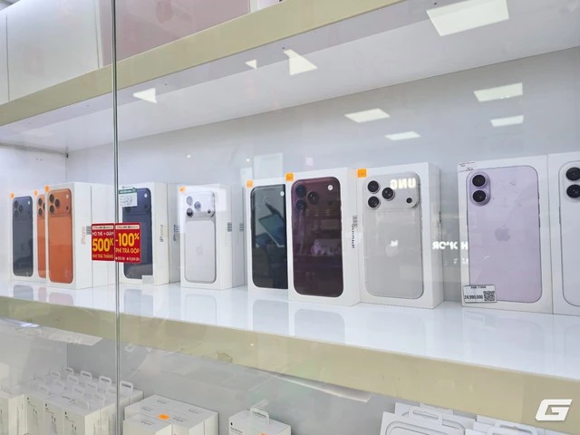 Nghịch lý iPhone 18 Pro series tại Việt Nam sau 1 tuần: Pro Max “cháy hàng”, có bản bị hét chênh 5 triệu, bản Pro lại nằm đầy cửa hàng Nghịch lý iPhone 18 Pro series tại Việt Nam sau 1 tuần: Pro Max “cháy hàng”, có bản bị hét chênh 5 triệu, bản Pro lại nằm đầy cửa hàng