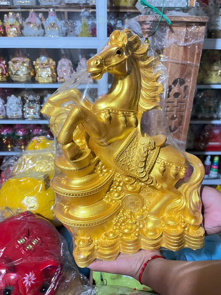 Ngoài vàng bạc, những mặt hàng nào đang “cháy hàng” dịp vía Thần Tài? Ngoài vàng bạc, những mặt hàng nào đang “cháy hàng” dịp vía Thần Tài?
