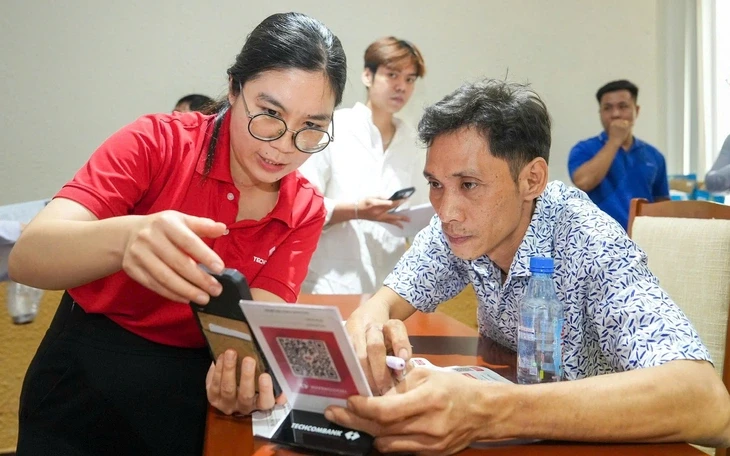Ngưỡng chịu thuế hộ kinh doanh: Sẽ nâng lên 1 tỉ đồng/năm Ngưỡng chịu thuế hộ kinh doanh: Sẽ nâng lên 1 tỉ đồng/năm