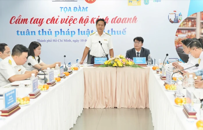 Nhận tiền "tip" qua tài khoản kinh doanh: Chủ quán phải khai thuế sao cho đúng?