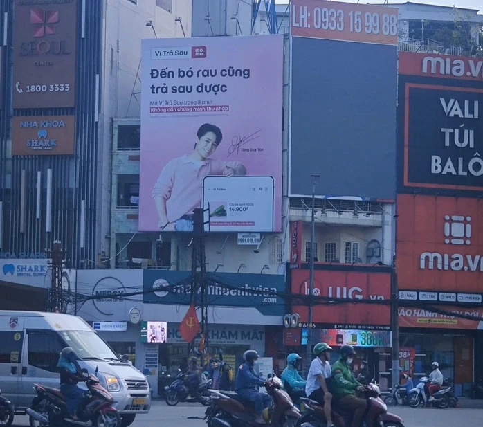Nhiều biển quảng cáo ngoài trời ở TPHCM bất ngờ "tối đen" Nhiều biển quảng cáo ngoài trời ở TPHCM bất ngờ "tối đen"