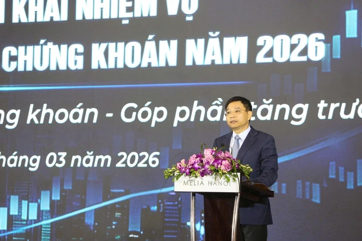 Nhiều định chế nghìn tỉ USD vào Việt Nam, sếp Ủy ban Chứng khoán tiết lộ tin mới đáng chú ý