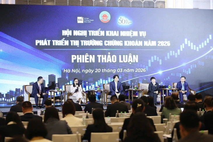 Nhiều định chế nghìn tỉ USD vào Việt Nam, sếp Ủy ban Chứng khoán tiết lộ tin mới đáng chú ý
