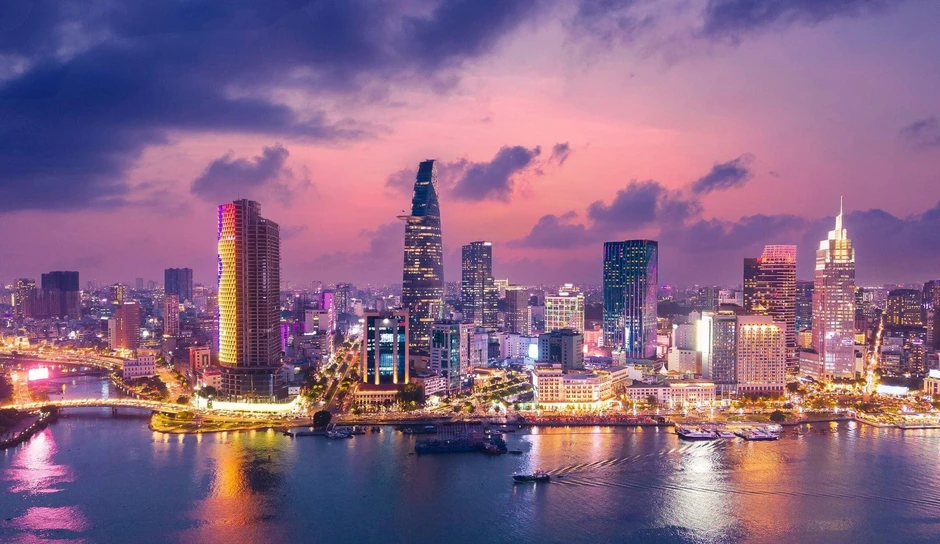 Nhìn vào việc Vingroup, Petrovietnam, Viettel… nộp thuế lớn nhất cả nước, vỡ ra nhiều chuyện Nhìn vào việc Vingroup, Petrovietnam, Viettel… nộp thuế lớn nhất cả nước, vỡ ra nhiều chuyện