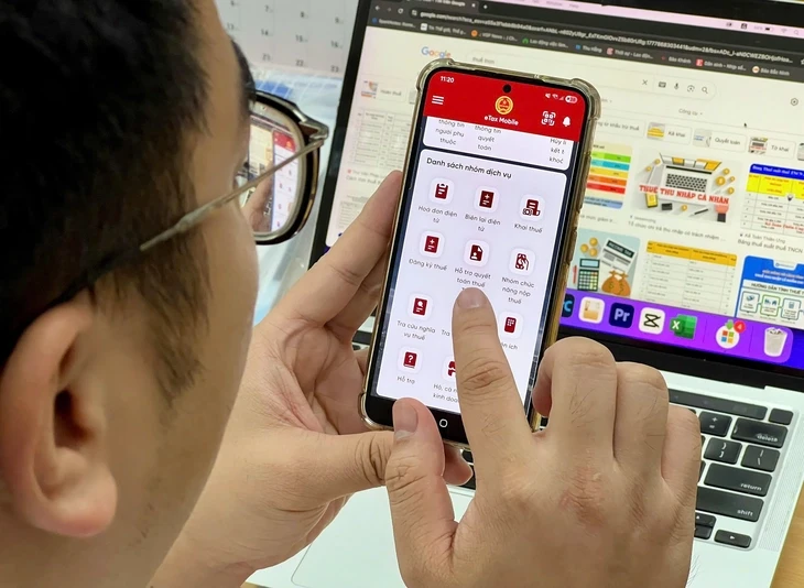 Nỗi oan nợ thuế: Đang ở TP.HCM bỗng thành giáo viên có thu nhập tận Khánh Hòa Nỗi oan nợ thuế: Đang ở TP.HCM bỗng thành giáo viên có thu nhập tận Khánh Hòa