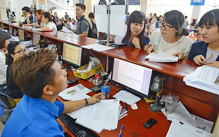 Nỗi oan nợ thuế: Đang ở TP.HCM bỗng thành giáo viên có thu nhập tận Khánh Hòa Nỗi oan nợ thuế: Đang ở TP.HCM bỗng thành giáo viên có thu nhập tận Khánh Hòa