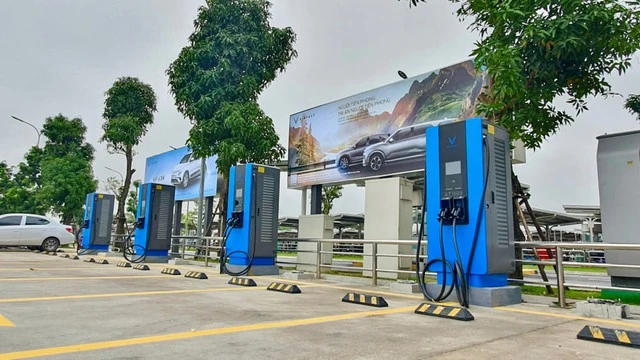 Nóng chuyện trạm sạc tại Việt Nam: Hàng chục nghìn trạm 'trên giấy', thực tế có bao nhiêu?