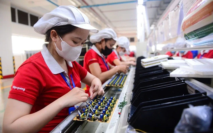 Ông Nguyễn Cảnh Hồng: Cần biến Khu kinh tế Vũng Áng thành không gian thử nghiệm cho tư nhân Ông Nguyễn Cảnh Hồng: Cần biến Khu kinh tế Vũng Áng thành không gian thử nghiệm cho tư nhân
