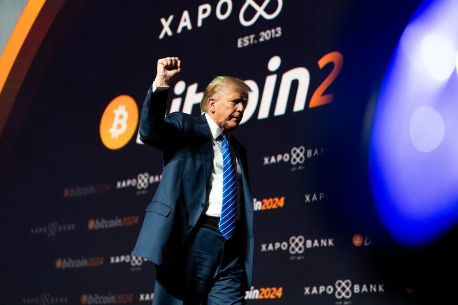 Ông Trump làm gì với 1,4 tỷ USD thu được từ tiền số?
