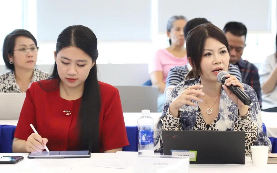 Phát hiện hàng xóm Việt Nam xẻ núi cao 3.200 m xây đường hầm dài hơn 22 km, đào giếng đứng sâu 706 m, hoàn thành chỉ sau hơn 5 năm Phát hiện hàng xóm Việt Nam xẻ núi cao 3.200 m xây đường hầm dài hơn 22 km, đào giếng đứng sâu 706 m, hoàn thành chỉ sau hơn 5 năm