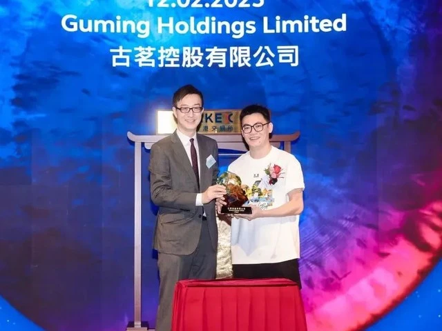 Phát hiện nam sinh kiếm tiền tỷ từ khi còn học đại học, 40 tuổi sở hữu khối tài sản hơn 85.000 tỷ đồng Phát hiện nam sinh kiếm tiền tỷ từ khi còn học đại học, 40 tuổi sở hữu khối tài sản hơn 85.000 tỷ đồng