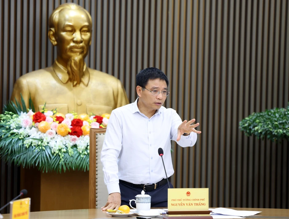Phó Thủ tướng Nguyễn Văn Thắng: Yêu cầu giảm lãi suất cho vay từ 1,5 - 2% đối với sản xuất, kinh doanh và các lĩnh vực ưu tiên Phó Thủ tướng Nguyễn Văn Thắng: Yêu cầu giảm lãi suất cho vay từ 1,5 - 2% đối với sản xuất, kinh doanh và các lĩnh vực ưu tiên