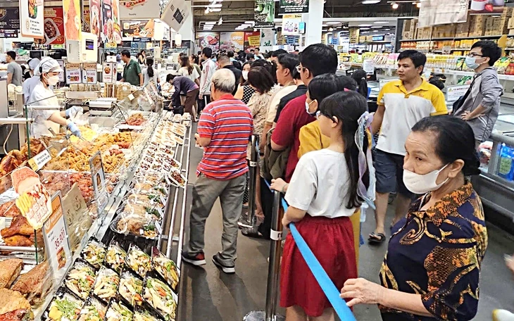 Quỹ bình ổn chi khoảng 3.000 tỉ đồng trong 10 ngày, vì sao giá xăng dầu vẫn tăng mạnh? Quỹ bình ổn chi khoảng 3.000 tỉ đồng trong 10 ngày, vì sao giá xăng dầu vẫn tăng mạnh?
