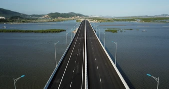 Quảng Ninh đề xuất làm thêm cao tốc 6 làn xe