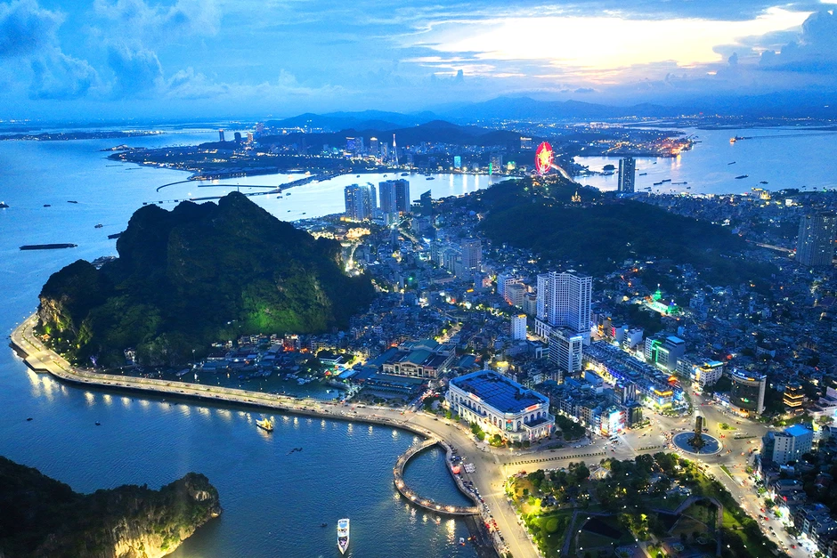 Quyết liệt, quyết đoán của Quảng Ninh nhằm tăng trưởng vượt bậc 13% Quyết liệt, quyết đoán của Quảng Ninh nhằm tăng trưởng vượt bậc 13%