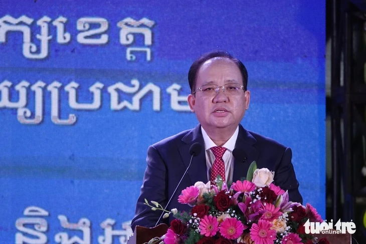 Sâm Tiến Vua, nước mắm Phú Quốc, gạo hữu cơ Campuchia và nhiều đặc sản hội tụ về vùng Bảy Núi Sâm Tiến Vua, nước mắm Phú Quốc, gạo hữu cơ Campuchia và nhiều đặc sản hội tụ về vùng Bảy Núi