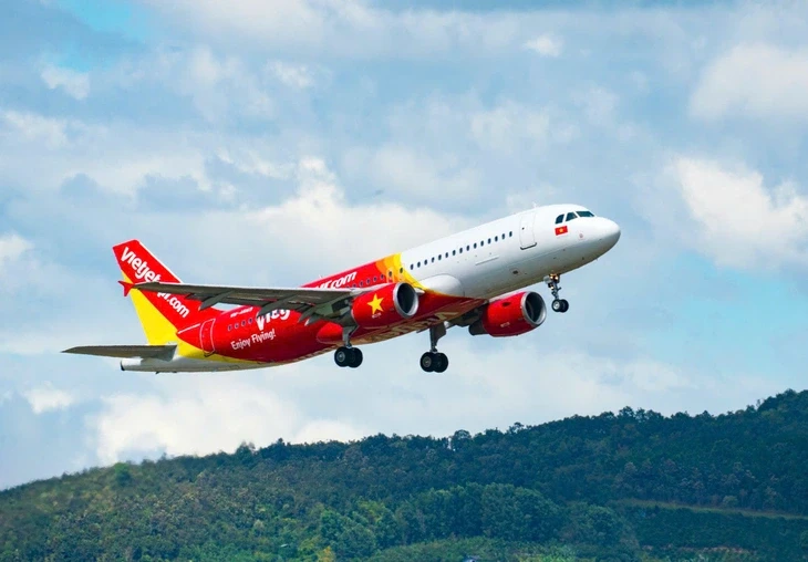 Sân bay Liên Khương đóng cửa, hành khách các hãng bay được hỗ trợ ra sao? Sân bay Liên Khương đóng cửa, hành khách các hãng bay được hỗ trợ ra sao?