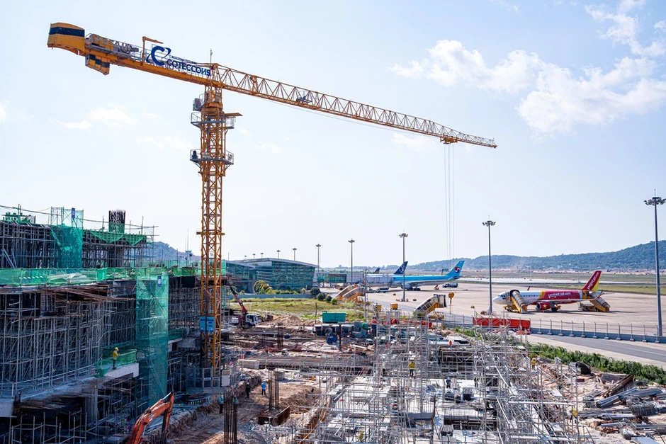 Sân bay Phú Quốc ra sao sau 9 tháng thi công mở rộng? Sân bay Phú Quốc ra sao sau 9 tháng thi công mở rộng?