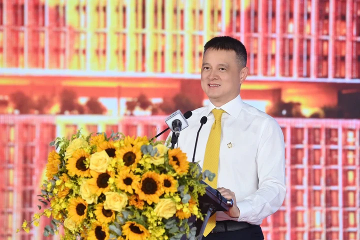 Sun Group cam kết chỉnh trang Bảo tàng Hồ Chí Minh ở Bến Nhà Rồng trong 120 ngày Sun Group cam kết chỉnh trang Bảo tàng Hồ Chí Minh ở Bến Nhà Rồng trong 120 ngày