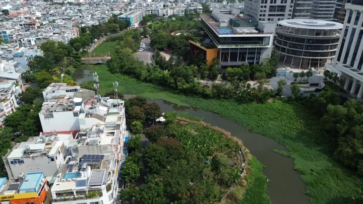 Tái định cư tại chỗ - cách TP.HCM gỡ loạt dự án 'đóng băng' giữa lòng đô thị Tái định cư tại chỗ - cách TP.HCM gỡ loạt dự án 'đóng băng' giữa lòng đô thị