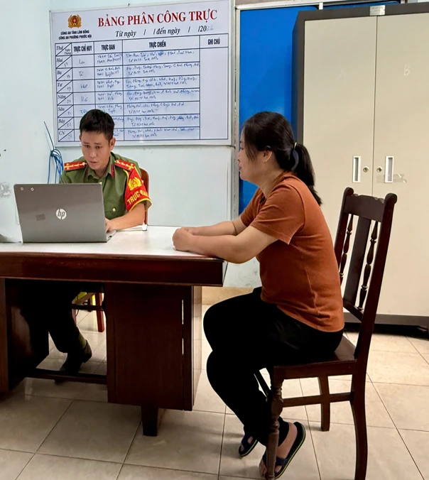 Tài khoản của người phụ nữ SN 1985 phát sinh giao dịch 192.150.000 đồng, cơ quan chức năng phối hợp với ngân hàng giải quyết Tài khoản của người phụ nữ SN 1985 phát sinh giao dịch 192.150.000 đồng, cơ quan chức năng phối hợp với ngân hàng giải quyết