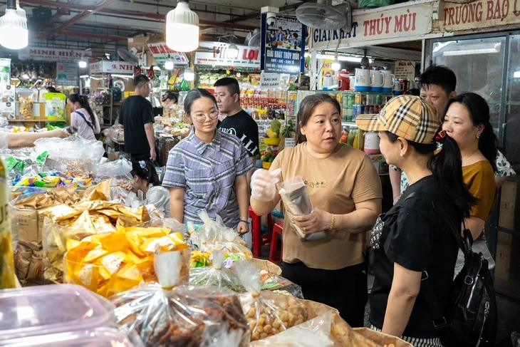 Tạm hoãn xuất cảnh vì nợ thuế từ 1 triệu đồng: Đề xuất quá khắt khe, cần điều chỉnh Tạm hoãn xuất cảnh vì nợ thuế từ 1 triệu đồng: Đề xuất quá khắt khe, cần điều chỉnh