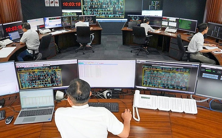 Tăng trưởng cao không chỉ chờ ‘bơm’ tiền ồ ạt, mà cần đúng chỗ Tăng trưởng cao không chỉ chờ ‘bơm’ tiền ồ ạt, mà cần đúng chỗ