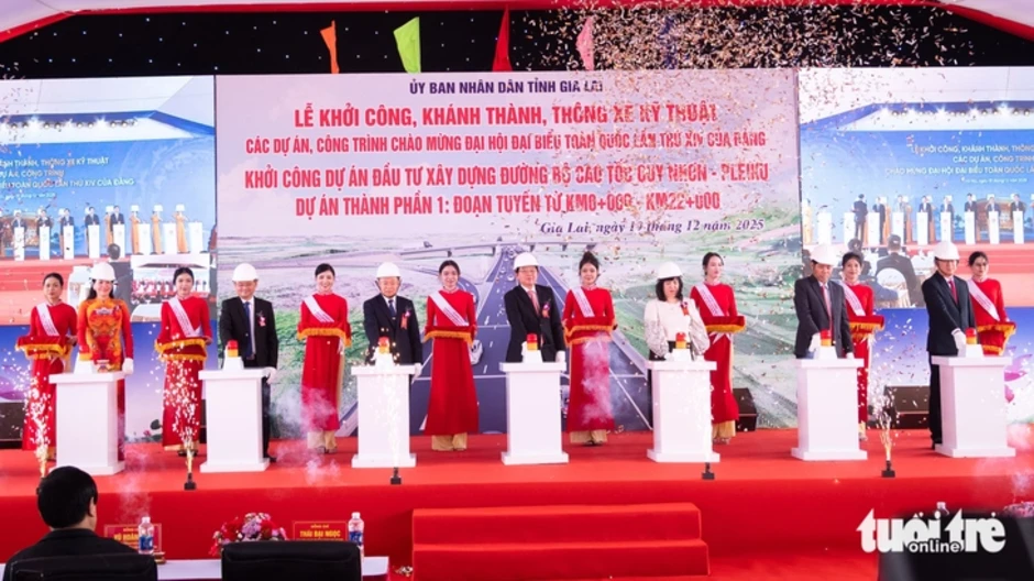 'Thần tốc, quyết liệt' giải phóng mặt bằng dự án cao tốc Quy Nhơn - Pleiku 'Thần tốc, quyết liệt' giải phóng mặt bằng dự án cao tốc Quy Nhơn - Pleiku