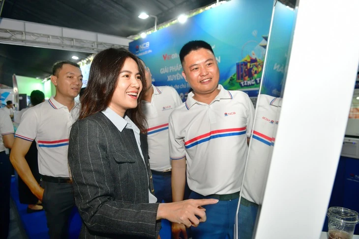 Thanh toán số trở thành 'hệ điều hành' của nền kinh tế Thanh toán số trở thành 'hệ điều hành' của nền kinh tế