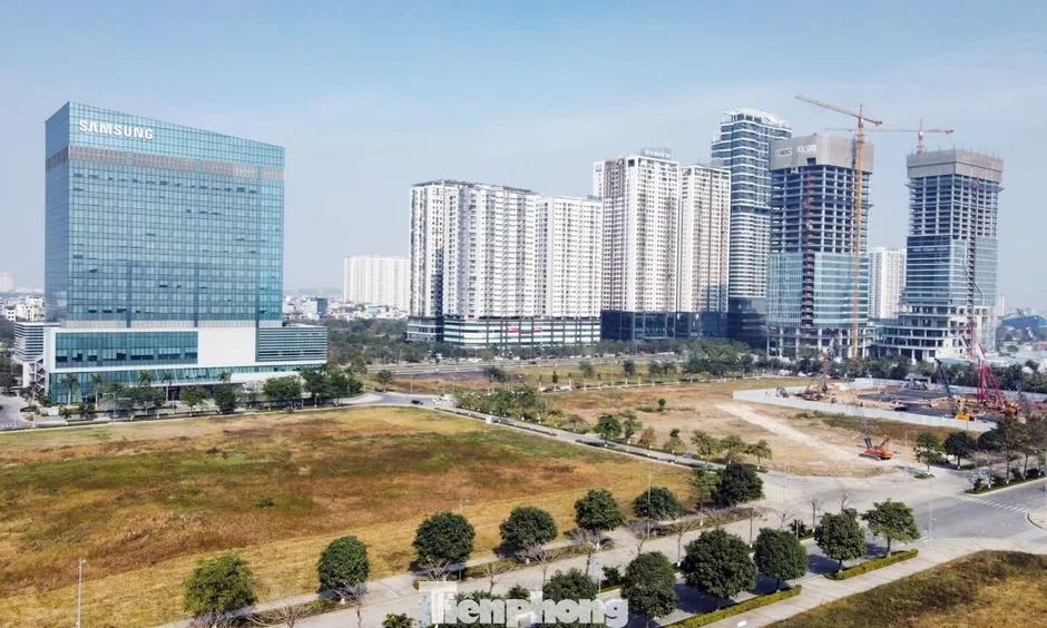 Thị trường văn phòng Hà Nội vào 'cuộc chơi' mới Thị trường văn phòng Hà Nội vào 'cuộc chơi' mới