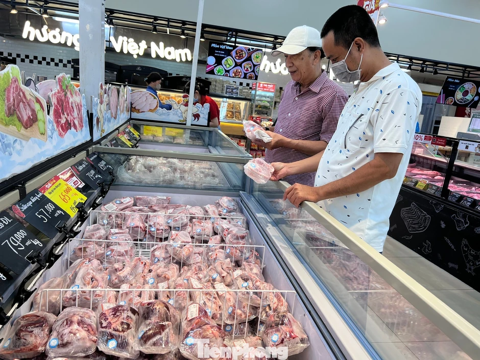 Thịt đông lạnh nhập khẩu: Mua càng nhiều, giá càng rẻ Thịt đông lạnh nhập khẩu: Mua càng nhiều, giá càng rẻ