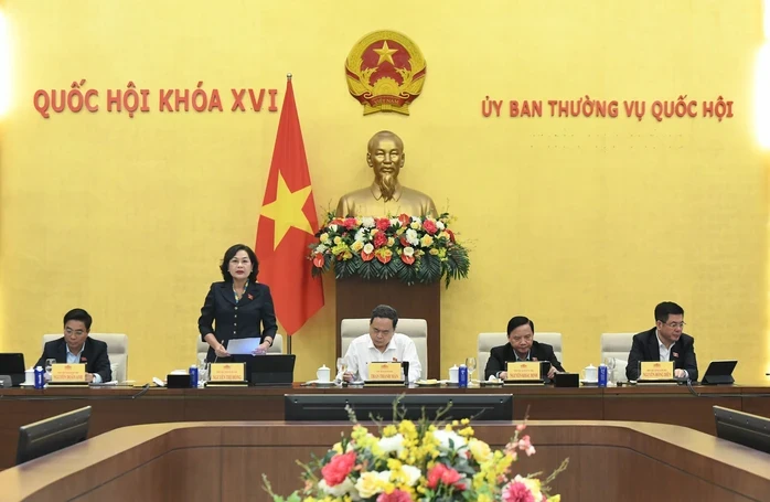 Thống nhất trình Quốc hội việc miễn thuế với xăng dầu đến hết tháng 6-2026 Thống nhất trình Quốc hội việc miễn thuế với xăng dầu đến hết tháng 6-2026