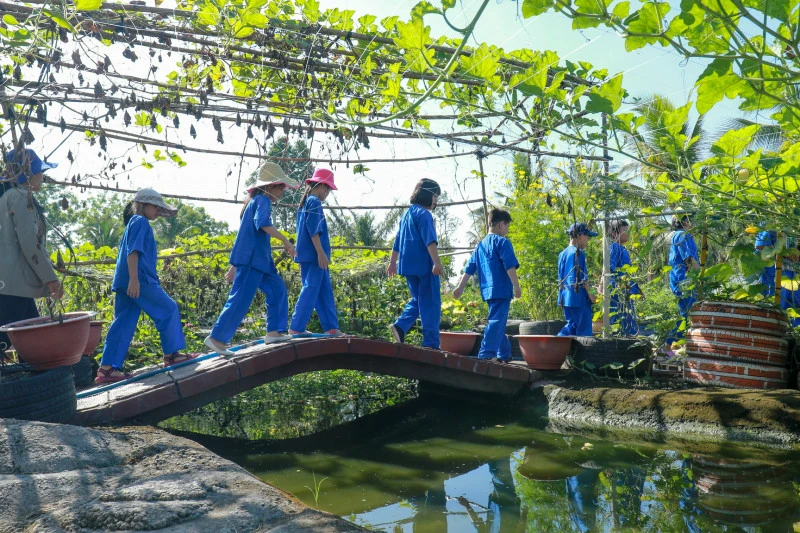 Thông tin mới nhất về khu du lịch của vợ chồng bà Nguyễn Phương Hằng Thông tin mới nhất về khu du lịch của vợ chồng bà Nguyễn Phương Hằng