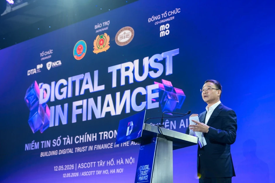 Thứ trưởng Bộ Công an: “Các phương thức lừa đảo, chiếm đoạt tài sản ngày càng tinh vi, có tổ chức, sự hỗ trợ của công nghệ AI đã tạo ra những “niềm tin giả” rất khó nhận diện” Thứ trưởng Bộ Công an: “Các phương thức lừa đảo, chiếm đoạt tài sản ngày càng tinh vi, có tổ chức, sự hỗ trợ của công nghệ AI đã tạo ra những “niềm tin giả” rất khó nhận diện”