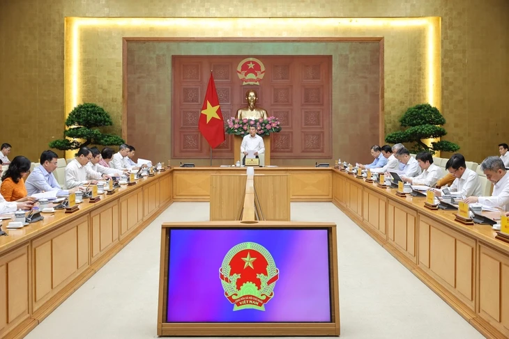 Thủ tướng Lê Minh Hưng chỉ đạo hoàn thiện quy định các sắc thuế, chú trọng nuôi dưỡng nguồn thu Thủ tướng Lê Minh Hưng chỉ đạo hoàn thiện quy định các sắc thuế, chú trọng nuôi dưỡng nguồn thu
