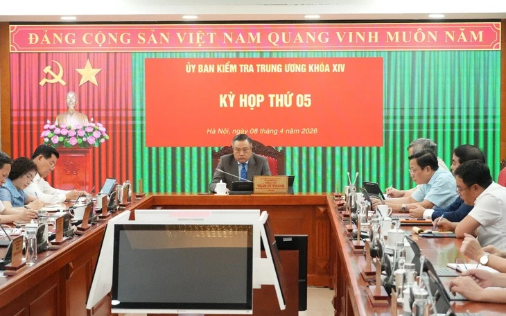 Thủ tướng Lê Minh Hưng: Dứt điểm việc kiện toàn vị trí chủ tịch và tổng giám đốc ACV Thủ tướng Lê Minh Hưng: Dứt điểm việc kiện toàn vị trí chủ tịch và tổng giám đốc ACV