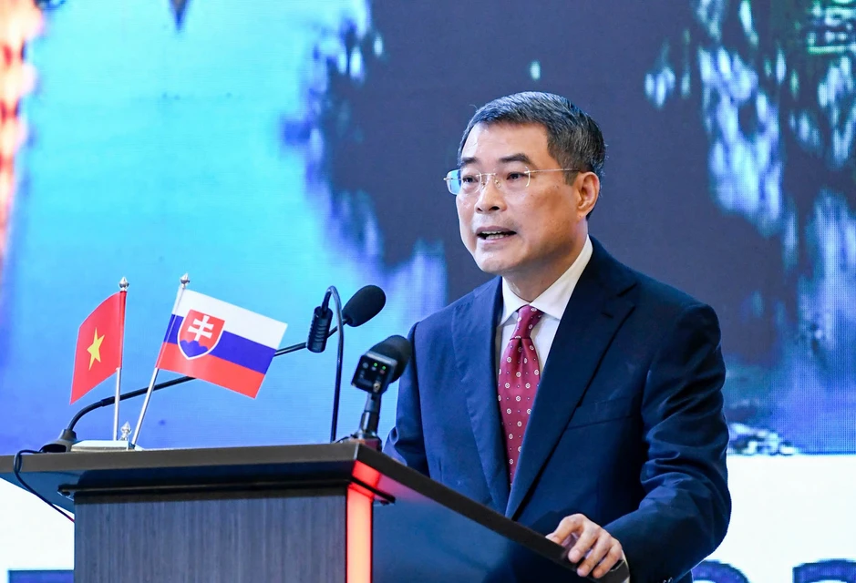 Thủ tướng Lê Minh Hưng: Việt Nam là điểm đến đầu tư hấp dẫn Thủ tướng Lê Minh Hưng: Việt Nam là điểm đến đầu tư hấp dẫn