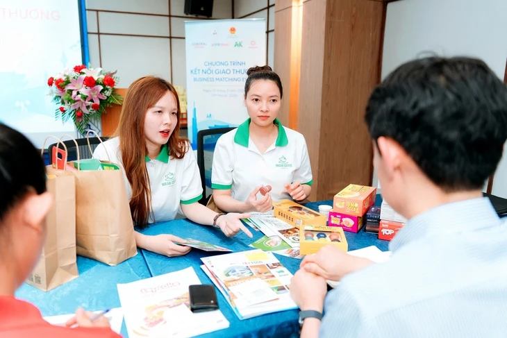 Thuế Mỹ 'hạ nhiệt' tạm thời: Doanh nghiệp Việt vừa tăng đơn hàng vừa lo ứng phó Thuế Mỹ 'hạ nhiệt' tạm thời: Doanh nghiệp Việt vừa tăng đơn hàng vừa lo ứng phó