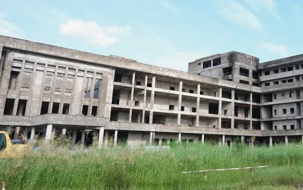 Tiếp tục thi công bệnh viện ung bướu lớn nhất ĐBSCL sau 4 năm "đắp chiếu” Tiếp tục thi công bệnh viện ung bướu lớn nhất ĐBSCL sau 4 năm "đắp chiếu”