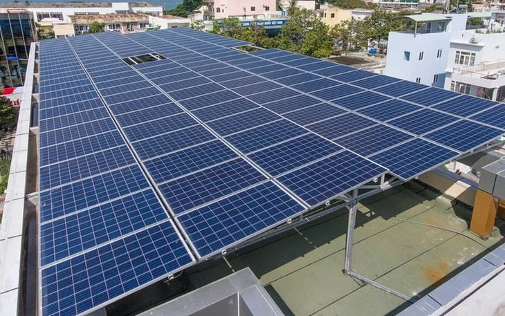 Tiêu dùng điện 2-3 triệu/tháng, lắp điện mặt trời mái nhà bao lâu thu hồi được vốn? Tiêu dùng điện 2-3 triệu/tháng, lắp điện mặt trời mái nhà bao lâu thu hồi được vốn?