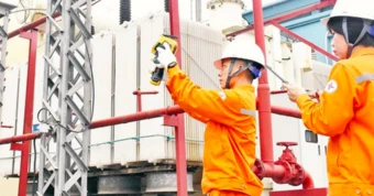 Tiêu dùng điện có thể vượt 1 tỉ kWh do nắng nóng