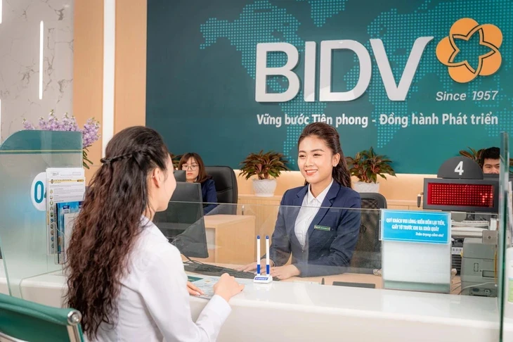 Tin tức sáng 19-4: Hơn 16.300 người được hưởng lương hưu mới Tin tức sáng 19-4: Hơn 16.300 người được hưởng lương hưu mới