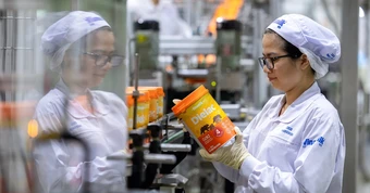 Tin tức sáng 27-2: Vinamilk có khớp lệnh gần 6.000 tỉ; Eximbank chuyển trụ sở chính ra Hà Nội
