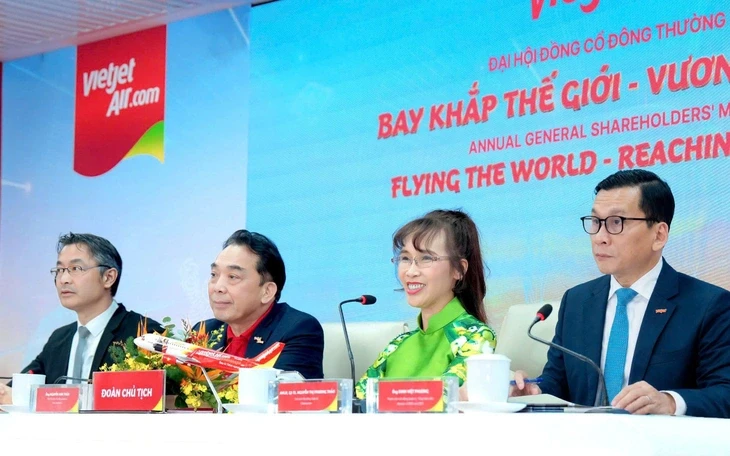 Tin tức sáng 31-5: Lãi suất liên ngân hàng vút lên rồi hạ nhiệt Tin tức sáng 31-5: Lãi suất liên ngân hàng vút lên rồi hạ nhiệt